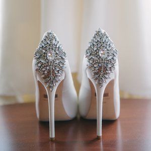 Badgley Mischka Kiara Peep Toe Pump - White Satin